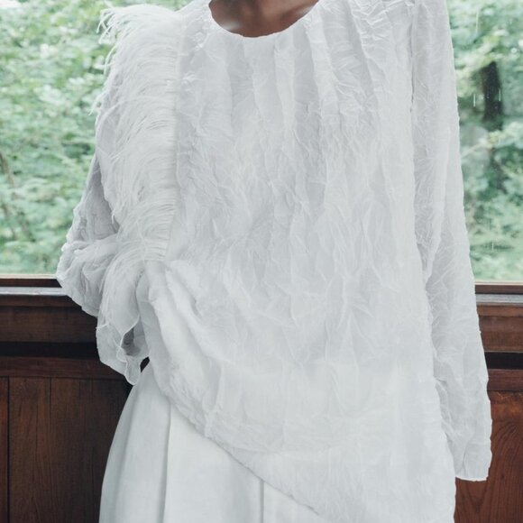 WRINKLED EFFECT FEATHER SHIRT - Picture 1 of 8
